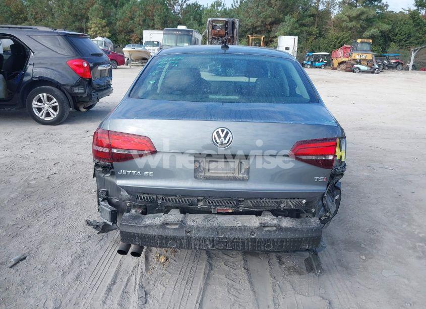 Photo 16 of 2017 Volkswagen Jetta 1.4T SE (VIN 3VWDB7AJ1HM409061)