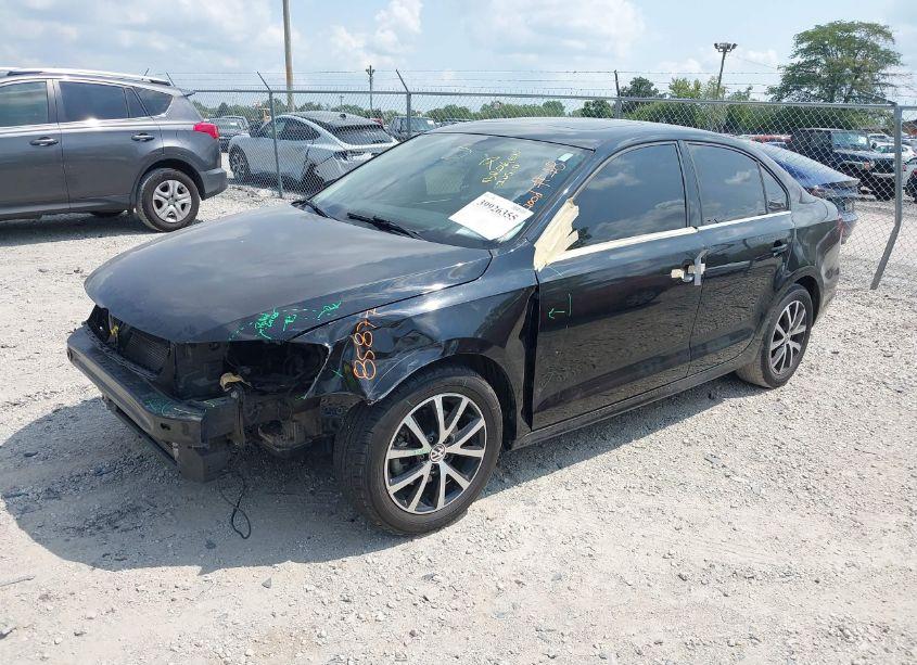 Photo 2 of 2017 Volkswagen Jetta 1.4T SE (VIN 3VWDB7AJ2HM225005)