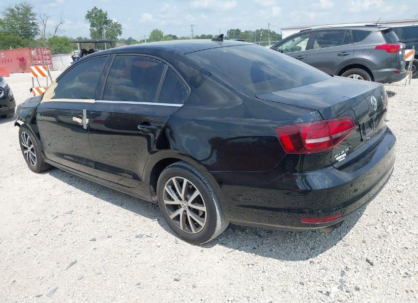Photo 3 of 2017 Volkswagen Jetta 1.4T SE (VIN 3VWDB7AJ2HM225005)