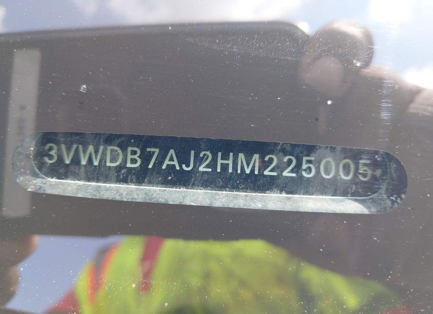 Photo 9 of 2017 Volkswagen Jetta 1.4T SE (VIN 3VWDB7AJ2HM225005)