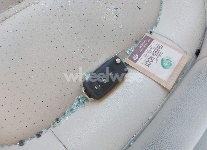 Photo 11 of 2017 Volkswagen Jetta 1.4T SE (VIN 3VWDB7AJ2HM227773)