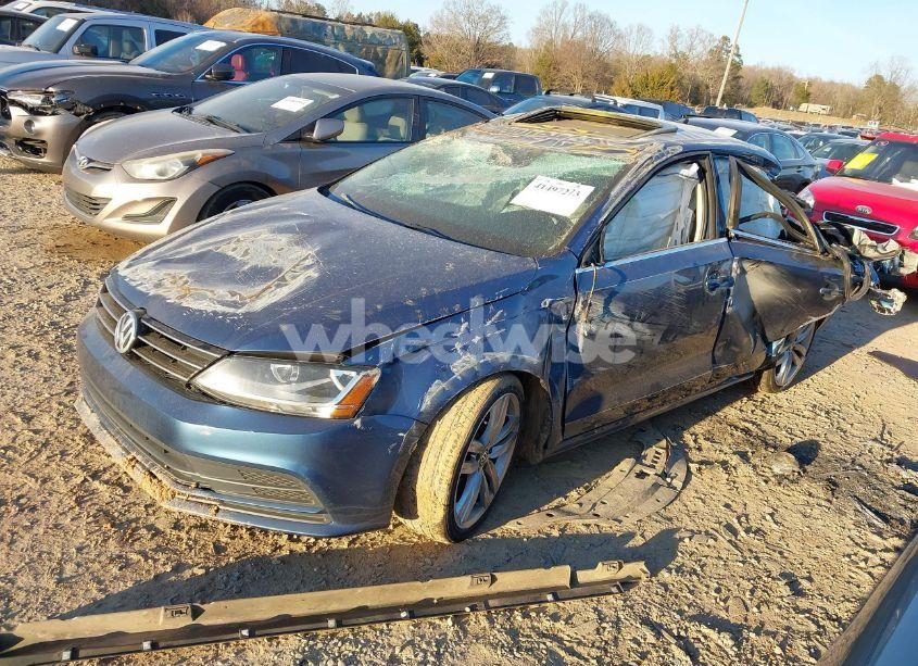 Photo 2 of 2017 Volkswagen Jetta 1.4T SE (VIN 3VWDB7AJ2HM227773)