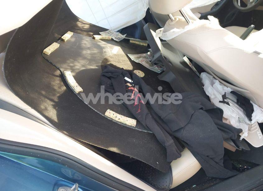 Photo 8 of 2017 Volkswagen Jetta 1.4T SE (VIN 3VWDB7AJ2HM227773)