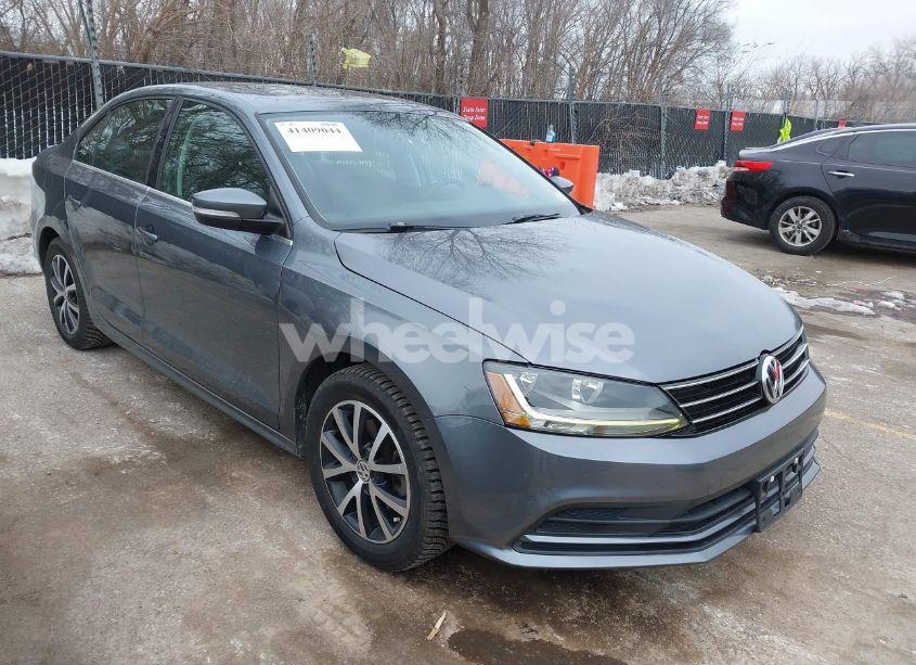 2017 Volkswagen Jetta 1.4T SE (VIN 3VWDB7AJ2HM243519) main photo
