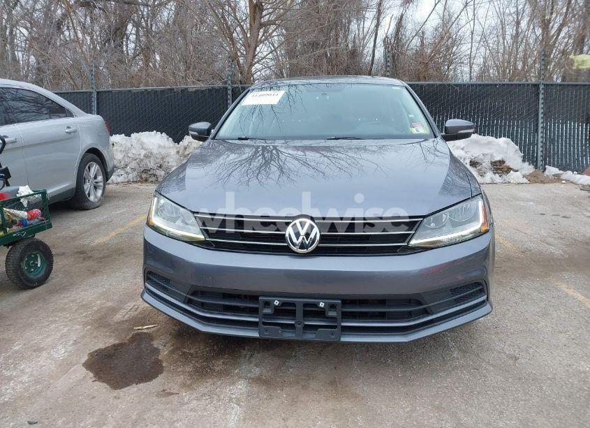 Photo 12 of 2017 Volkswagen Jetta 1.4T SE (VIN 3VWDB7AJ2HM243519)