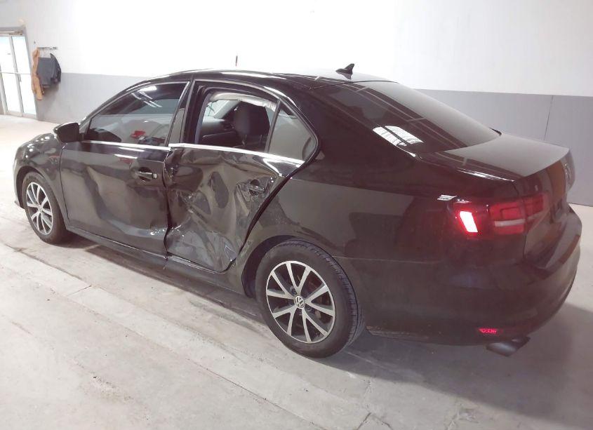 Photo 3 of 2017 Volkswagen Jetta 1.4T SE (VIN 3VWDB7AJ2HM265133)