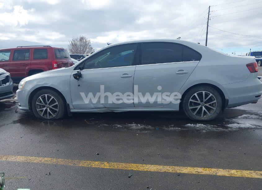 Photo 14 of 2017 Volkswagen Jetta 1.4T SE (VIN 3VWDB7AJ2HM285690)