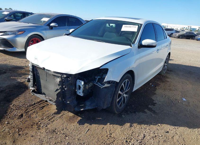 Photo 2 of 2017 Volkswagen Jetta 1.4T SE (VIN 3VWDB7AJ2HM290162)