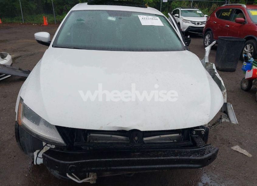 Photo 11 of 2017 Volkswagen Jetta 1.4T SE (VIN 3VWDB7AJ2HM349937)