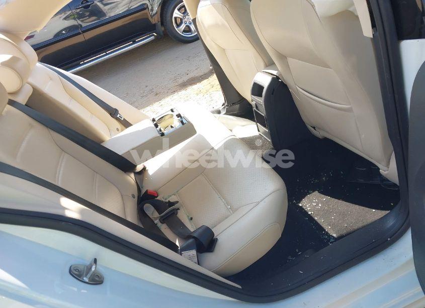 Photo 8 of 2017 Volkswagen Jetta 1.4T SE (VIN 3VWDB7AJ2HM369038)