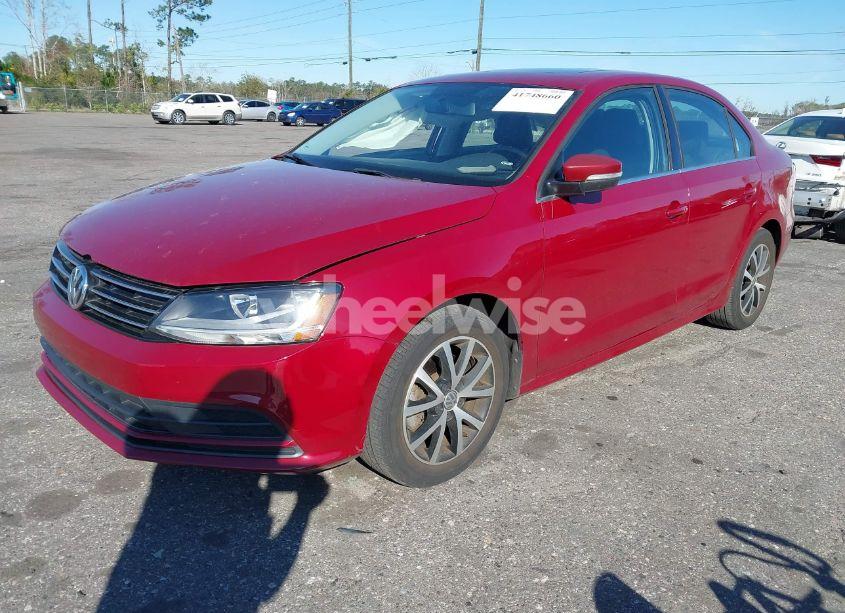 Photo 2 of 2017 Volkswagen Jetta 1.4T SE (VIN 3VWDB7AJ3HM206978)