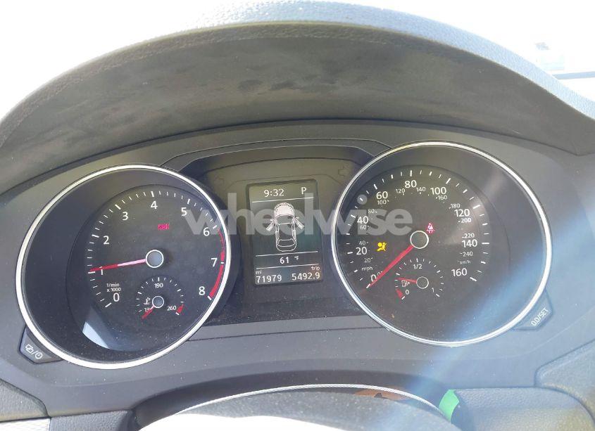 Photo 7 of 2017 Volkswagen Jetta 1.4T SE (VIN 3VWDB7AJ3HM206978)