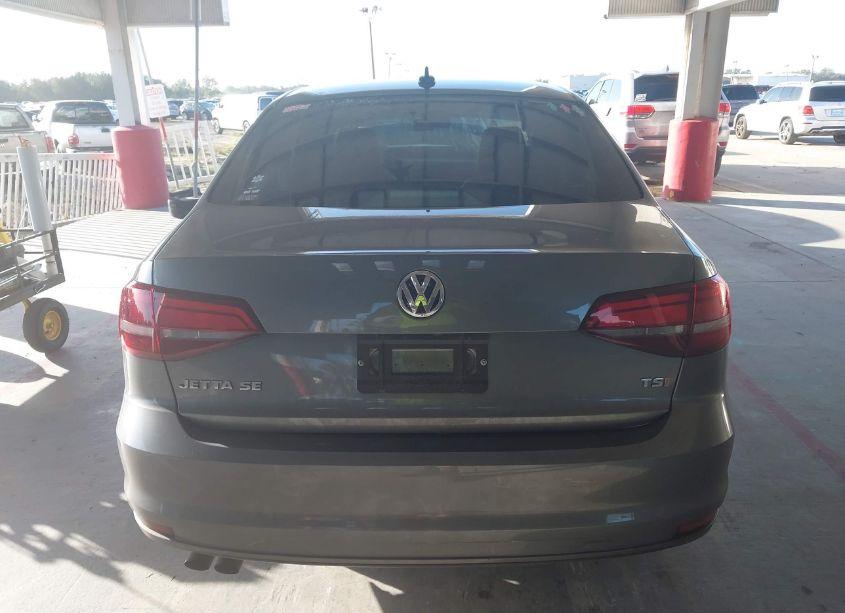 Photo 16 of 2017 Volkswagen Jetta 1.4T SE (VIN 3VWDB7AJ3HM216068)