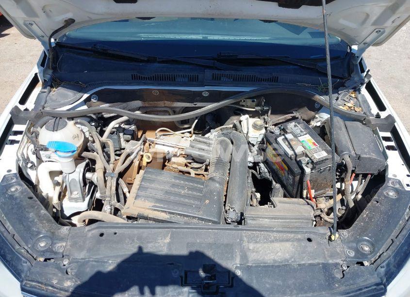 Photo 10 of 2017 Volkswagen Jetta 1.4T SE (VIN 3VWDB7AJ3HM226454)