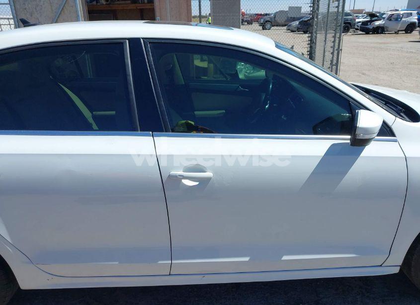 Photo 13 of 2017 Volkswagen Jetta 1.4T SE (VIN 3VWDB7AJ3HM226454)