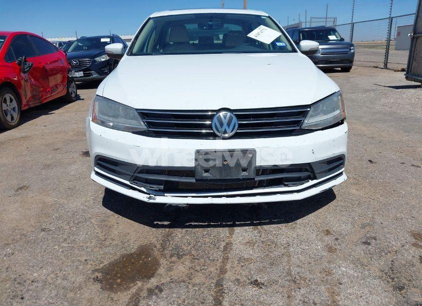 Photo 6 of 2017 Volkswagen Jetta 1.4T SE (VIN 3VWDB7AJ3HM226454)