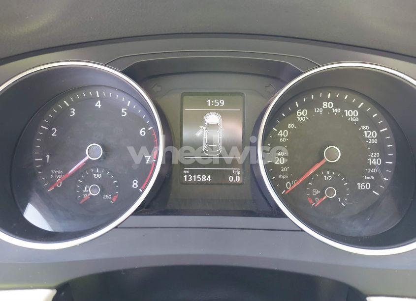 Photo 7 of 2017 Volkswagen Jetta 1.4T SE (VIN 3VWDB7AJ3HM226454)