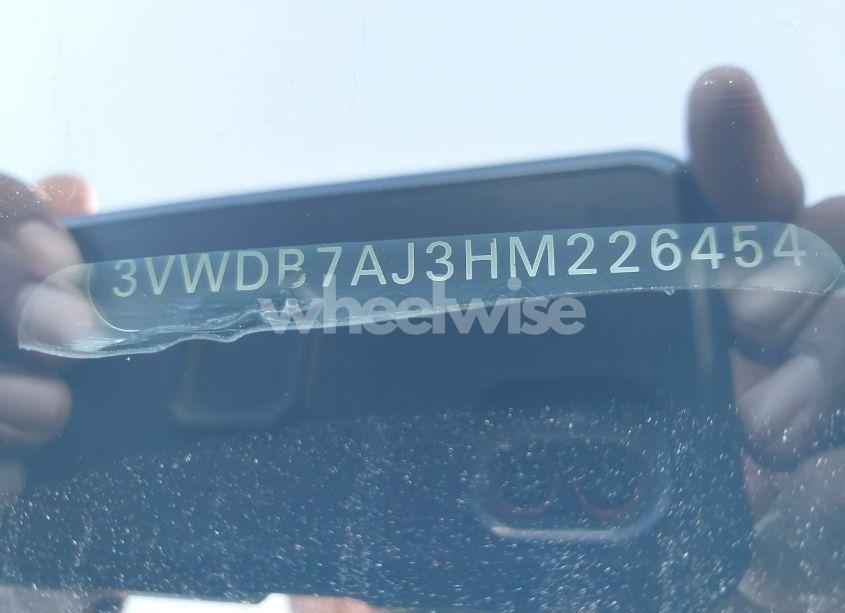 Photo 9 of 2017 Volkswagen Jetta 1.4T SE (VIN 3VWDB7AJ3HM226454)