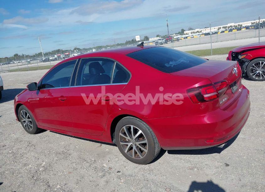 Photo 14 of 2017 Volkswagen Jetta 1.4T SE (VIN 3VWDB7AJ3HM292860)