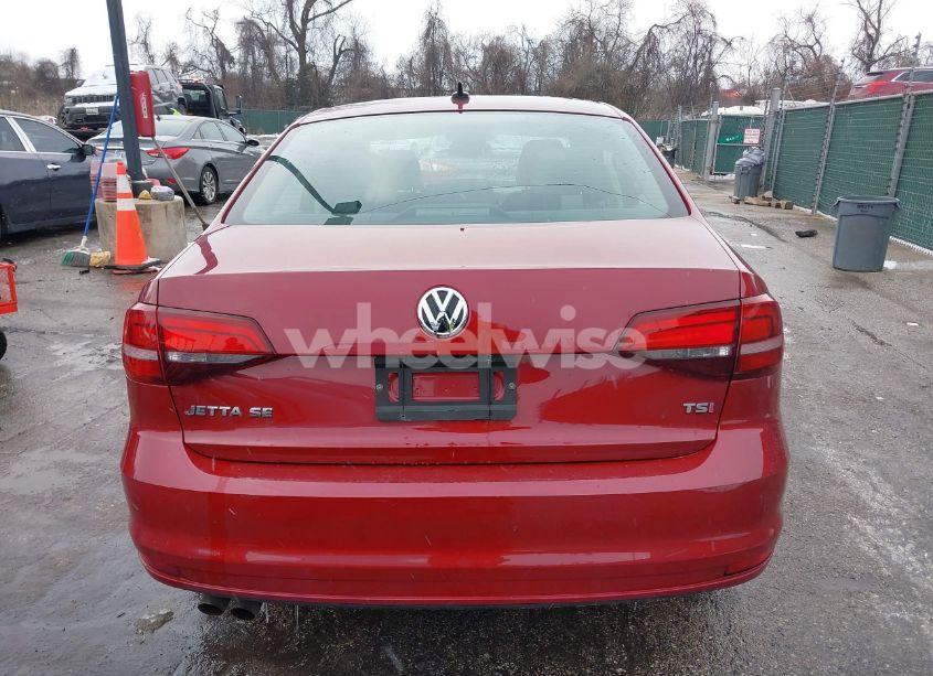 Photo 16 of 2017 Volkswagen Jetta 1.4T SE (VIN 3VWDB7AJ3HM340762)