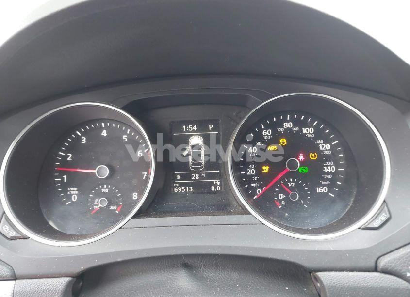 Photo 7 of 2017 Volkswagen Jetta 1.4T SE (VIN 3VWDB7AJ3HM340762)