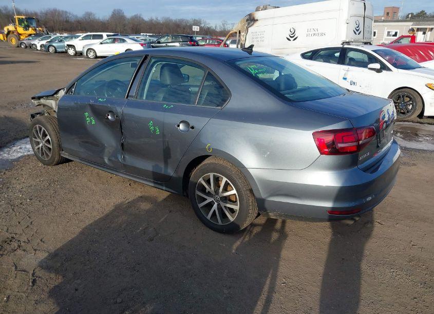 Photo 3 of 2017 Volkswagen Jetta 1.4T SE (VIN 3VWDB7AJ3HM358095)