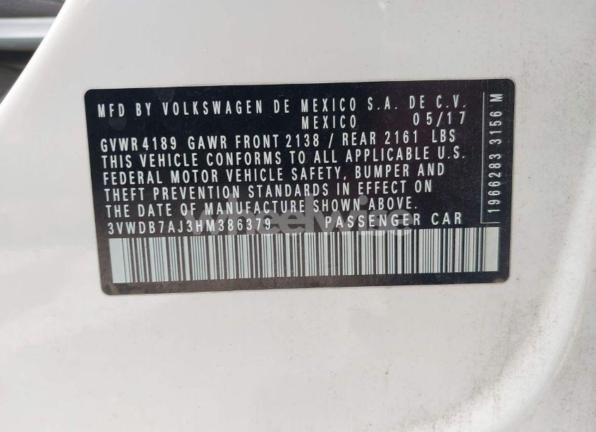 Photo 9 of 2017 Volkswagen Jetta 1.4T SE (VIN 3VWDB7AJ3HM386379)