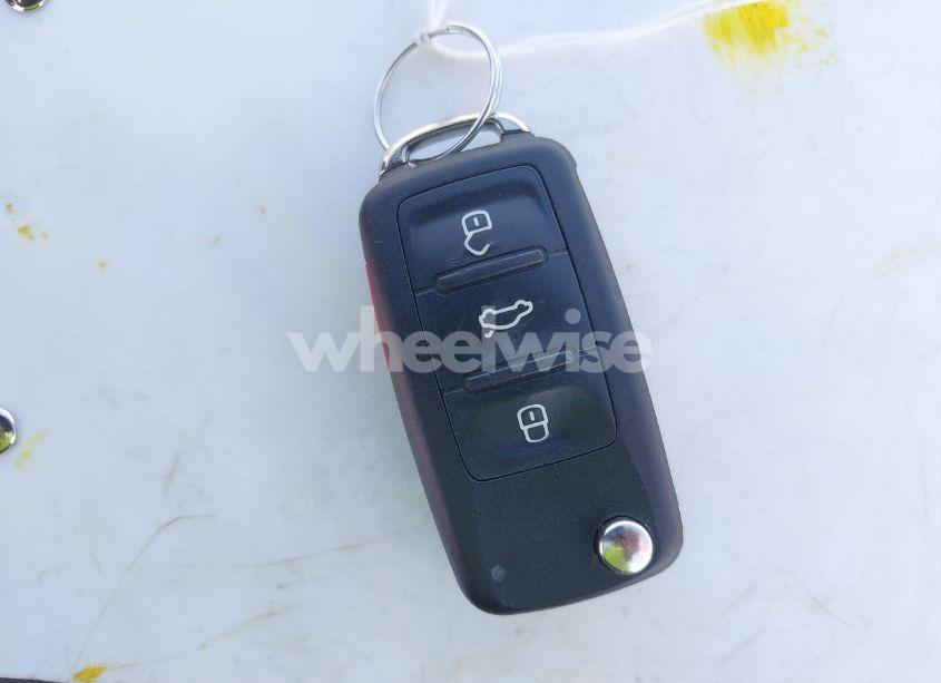 Photo 11 of 2017 Volkswagen Jetta 1.4T SE (VIN 3VWDB7AJ3HM390092)