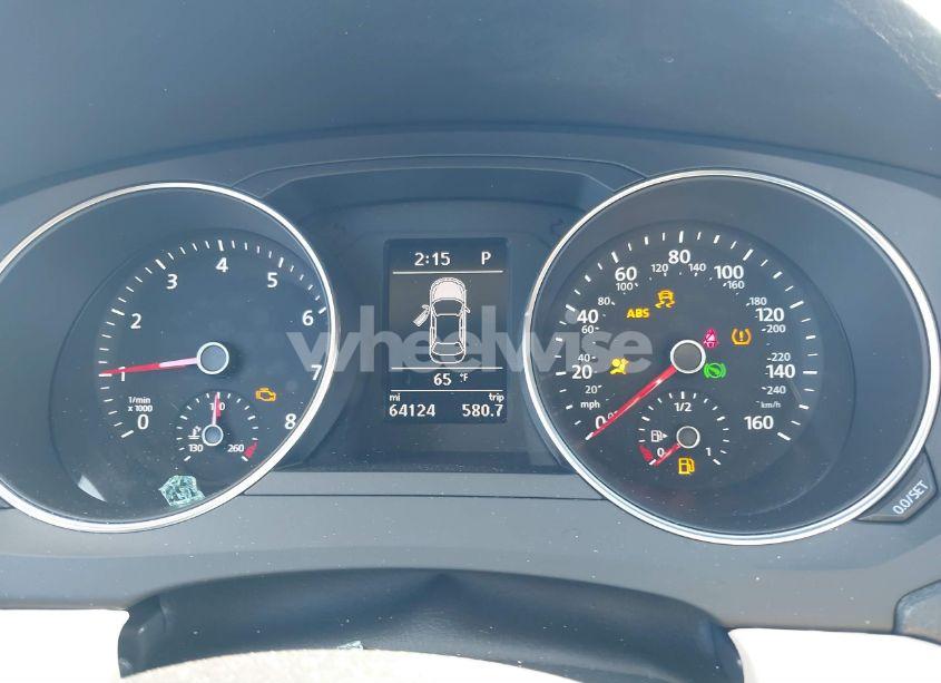 Photo 7 of 2017 Volkswagen Jetta 1.4T SE (VIN 3VWDB7AJ3HM390092)