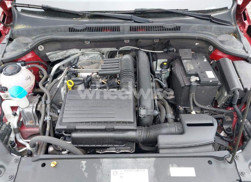 Photo 10 of 2018 Volkswagen Jetta 1.4T SE/1.4T WOLFSBURG EDITION (VIN 3VWDB7AJ3JM224323)