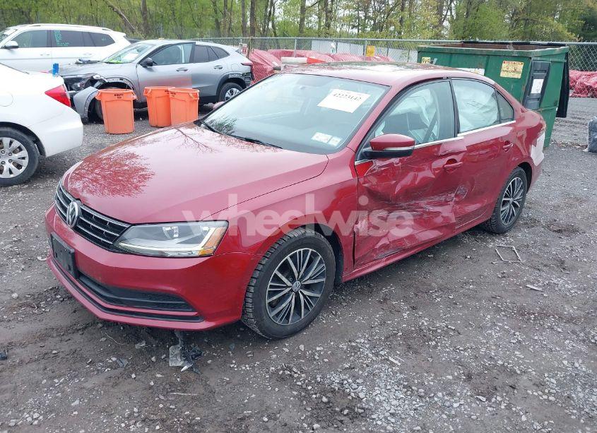 Photo 2 of 2018 Volkswagen Jetta 1.4T SE/1.4T WOLFSBURG EDITION (VIN 3VWDB7AJ3JM224323)