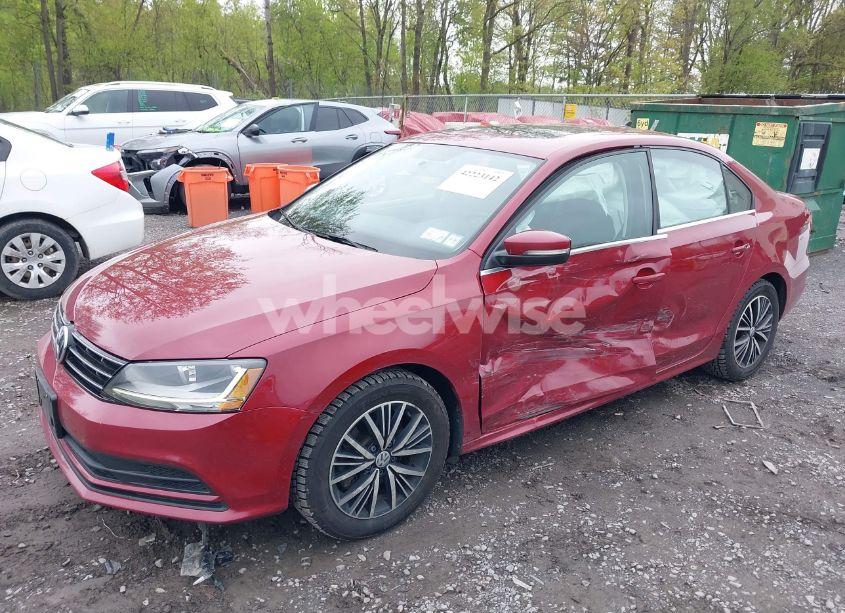 Photo 6 of 2018 Volkswagen Jetta 1.4T SE/1.4T WOLFSBURG EDITION (VIN 3VWDB7AJ3JM224323)