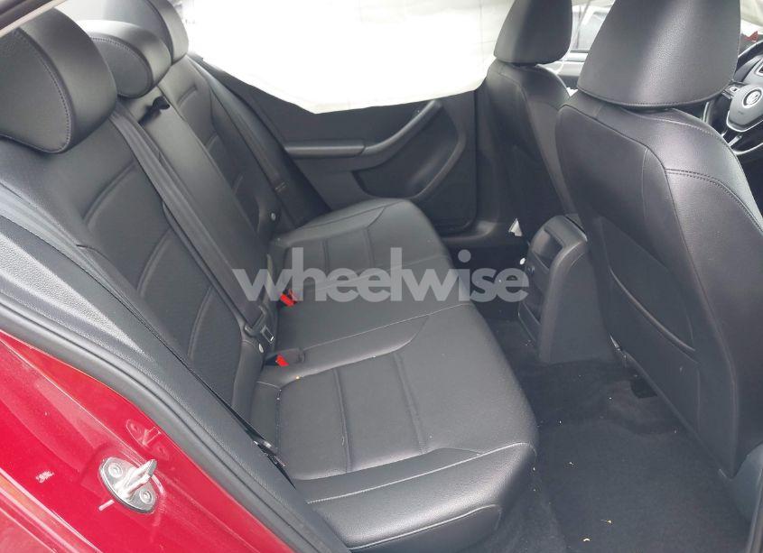 Photo 8 of 2018 Volkswagen Jetta 1.4T SE/1.4T WOLFSBURG EDITION (VIN 3VWDB7AJ3JM224323)