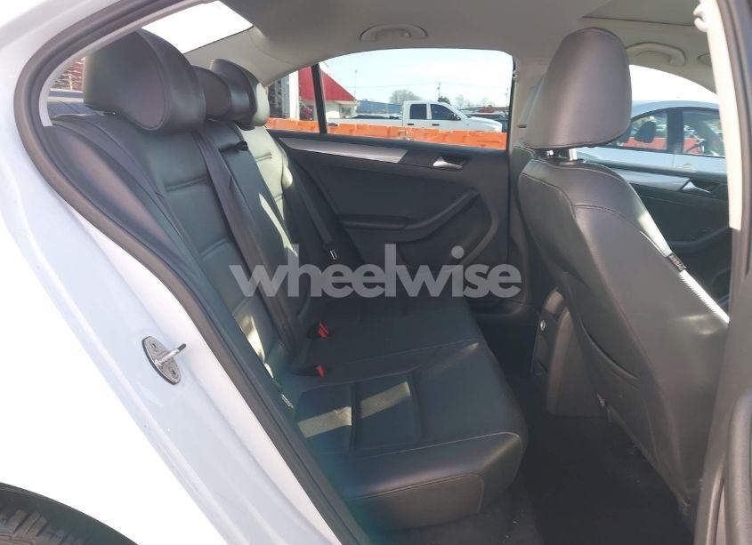 Photo 8 of 2018 Volkswagen Jetta 1.4T SE/1.4T WOLFSBURG EDITION (VIN 3VWDB7AJ3JM248587)