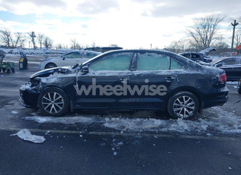 Photo 15 of 2017 Volkswagen Jetta 1.4T SE (VIN 3VWDB7AJ4HM201157)