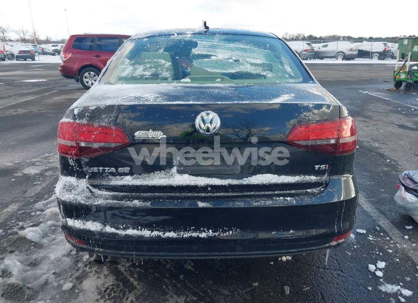Photo 17 of 2017 Volkswagen Jetta 1.4T SE (VIN 3VWDB7AJ4HM201157)