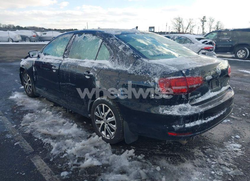 Photo 3 of 2017 Volkswagen Jetta 1.4T SE (VIN 3VWDB7AJ4HM201157)