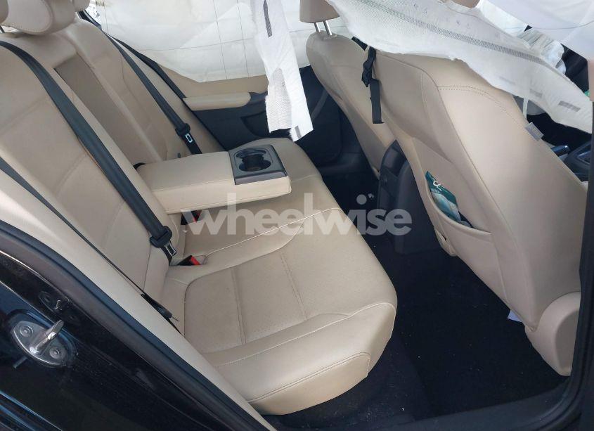 Photo 8 of 2017 Volkswagen Jetta 1.4T SE (VIN 3VWDB7AJ4HM201157)