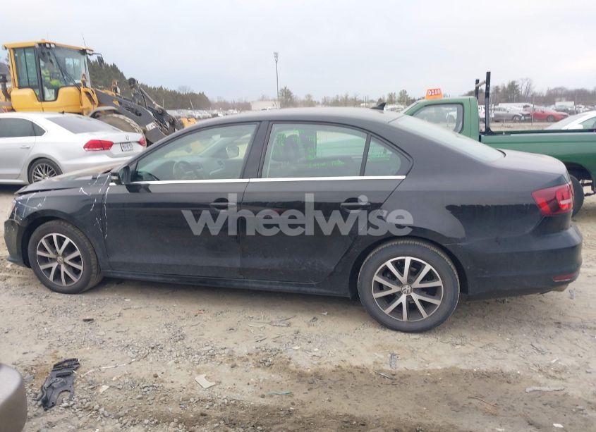 Photo 14 of 2017 Volkswagen Jetta 1.4T SE (VIN 3VWDB7AJ4HM202258)