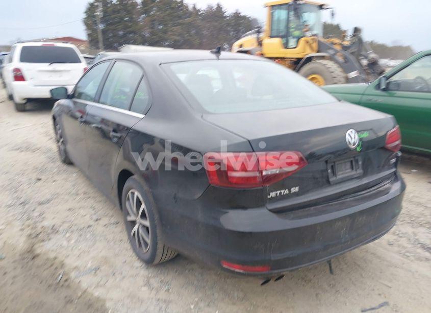 Photo 3 of 2017 Volkswagen Jetta 1.4T SE (VIN 3VWDB7AJ4HM202258)