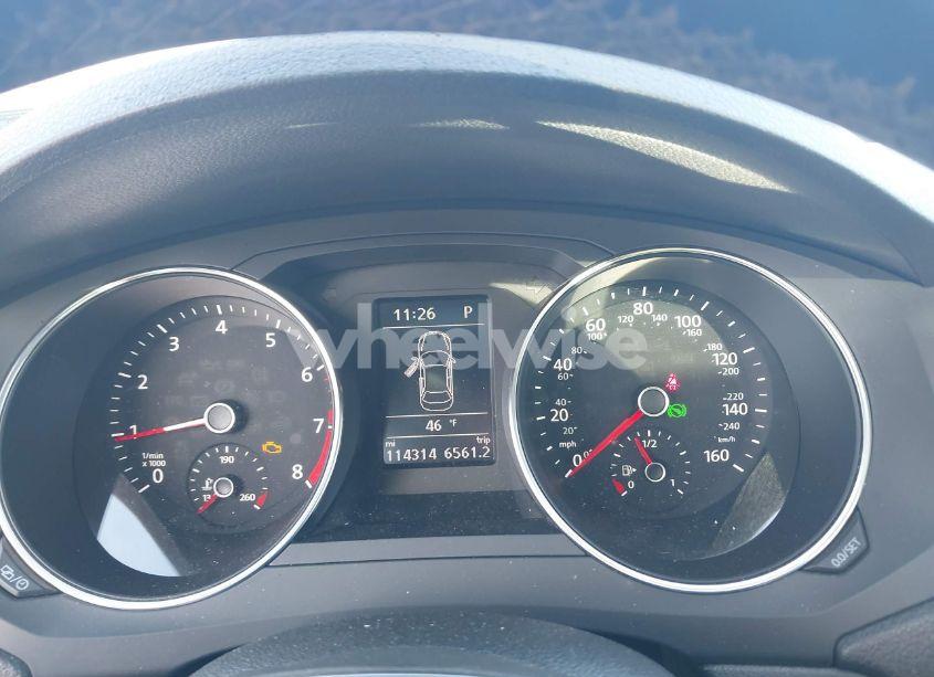 Photo 7 of 2017 Volkswagen Jetta 1.4T SE (VIN 3VWDB7AJ4HM220324)