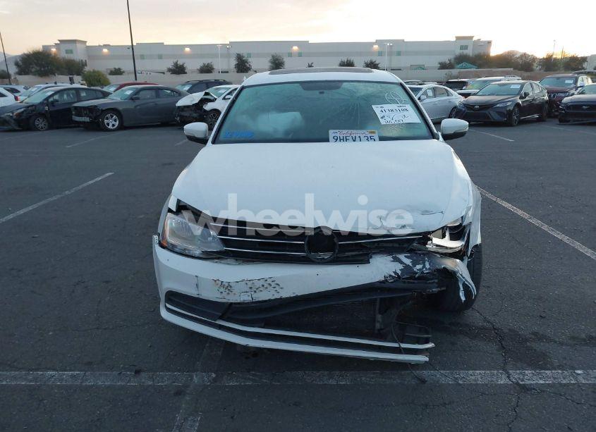 Photo 13 of 2017 Volkswagen Jetta 1.4T SE (VIN 3VWDB7AJ4HM308743)