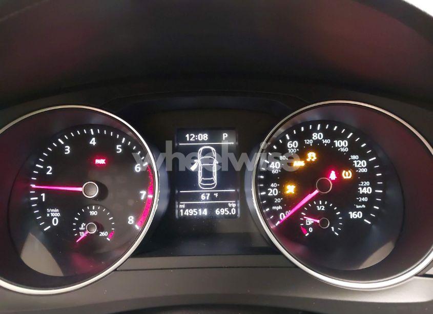 Photo 7 of 2017 Volkswagen Jetta 1.4T SE (VIN 3VWDB7AJ4HM320990)