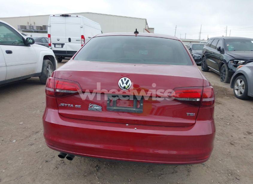 Photo 16 of 2017 Volkswagen Jetta 1.4T SE (VIN 3VWDB7AJ4HM378923)