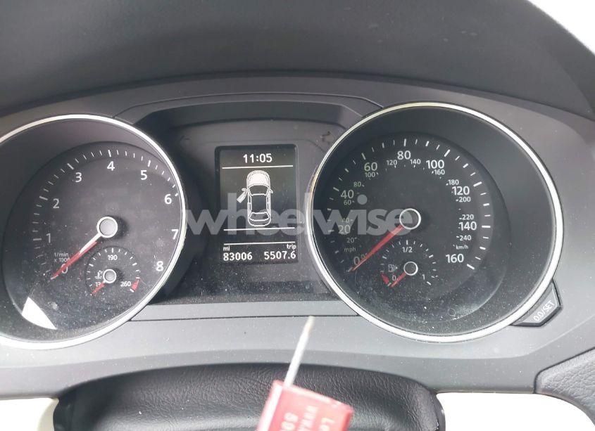 Photo 7 of 2017 Volkswagen Jetta 1.4T SE (VIN 3VWDB7AJ4HM378923)