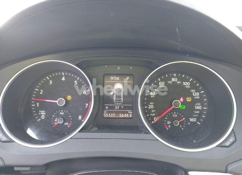 Photo 7 of 2017 Volkswagen Jetta 1.4T SE (VIN 3VWDB7AJ4HM380638)