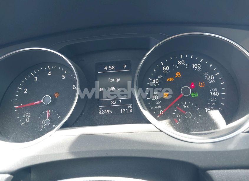 Photo 7 of 2018 Volkswagen Jetta 1.4T SE/1.4T WOLFSBURG EDITION (VIN 3VWDB7AJ4JM225870)