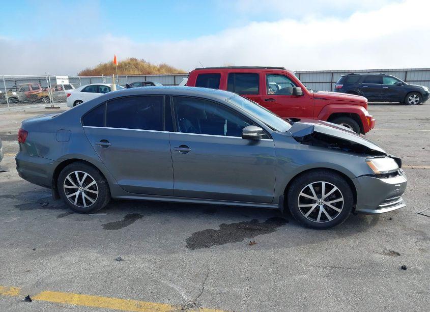 Photo 14 of 2017 Volkswagen Jetta 1.4T SE (VIN 3VWDB7AJ5HM216041)