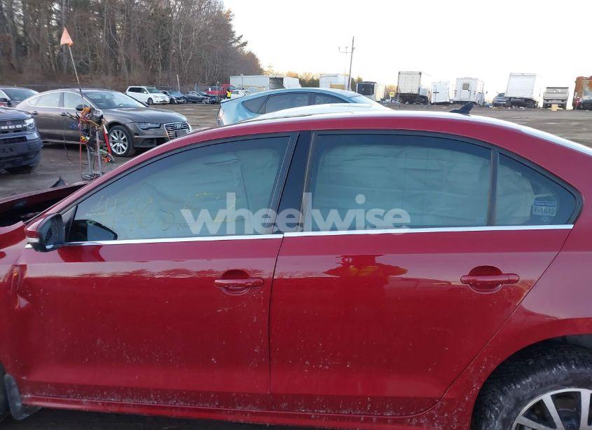 Photo 15 of 2017 Volkswagen Jetta 1.4T SE (VIN 3VWDB7AJ5HM245586)