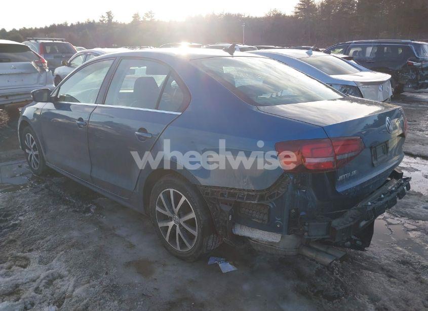 Photo 3 of 2017 Volkswagen Jetta 1.4T SE (VIN 3VWDB7AJ5HM267135)